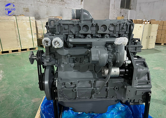 건설, 발전기 세트 및 해양 산업용으로 사용되는 Deutz BF4M1013EC/FC 수냉, 4박트 디젤 엔진 (1013 시리즈).